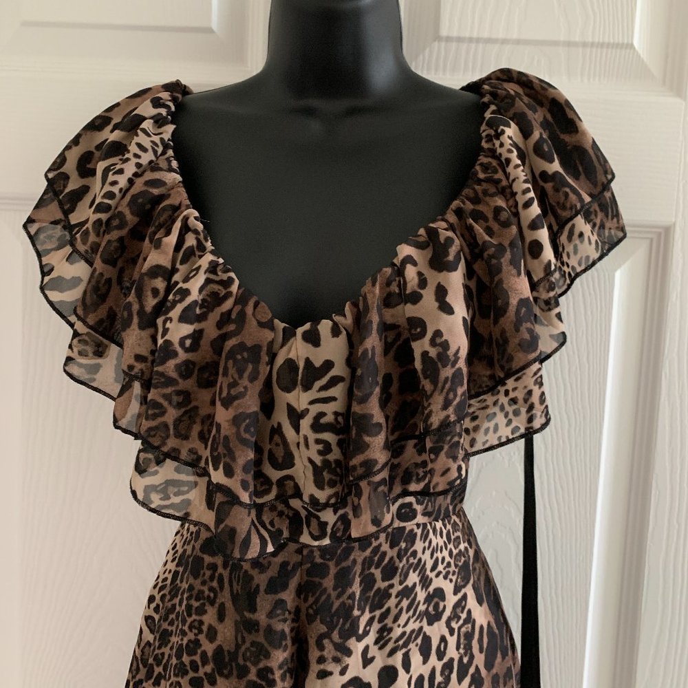 NWT PrettyLittleThing Women´s Romper, Size 4 - Picture 5 of 16